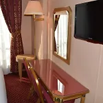 6 Vh 4* 파리