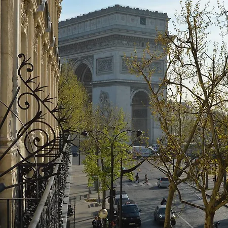 6 Vh Ξενοδοχείο 4*