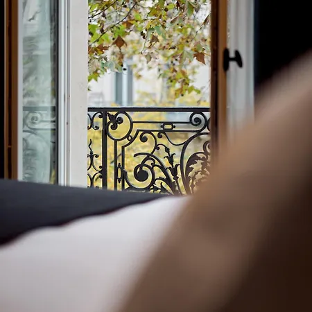 Ξενοδοχείο 6 Vh 4*