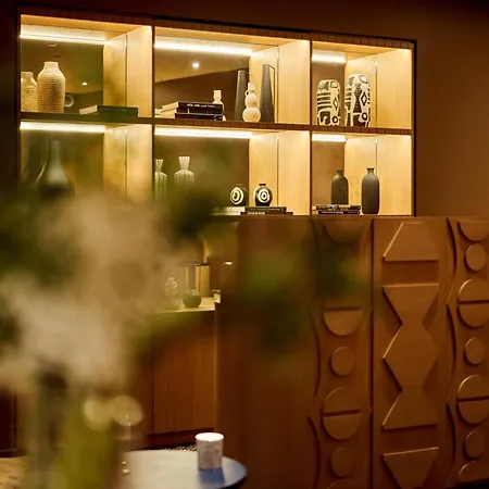 6 Vh Ξενοδοχείο 4*