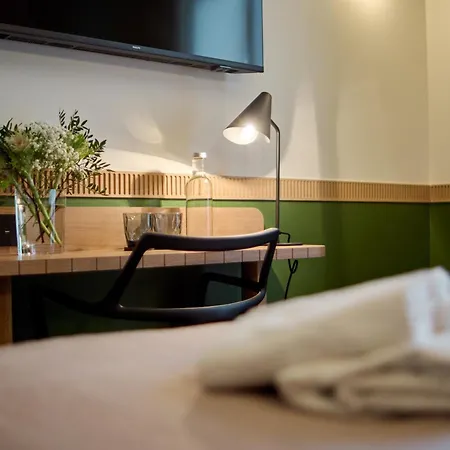 6 Vh Hotell Paris