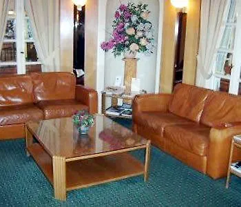 Ξενοδοχείο 6 Vh 4*