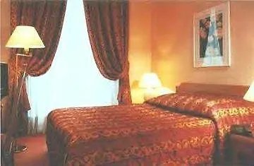 6 Vh Szálloda 4*