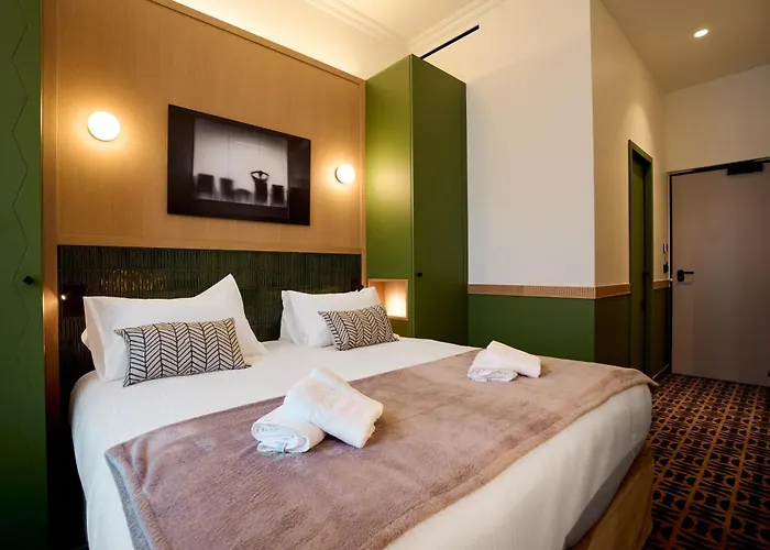 6 Vh Hotell Paris